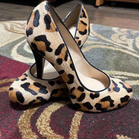 🐯Talbots Calf Hair Stilettos - Picture 2 of 10